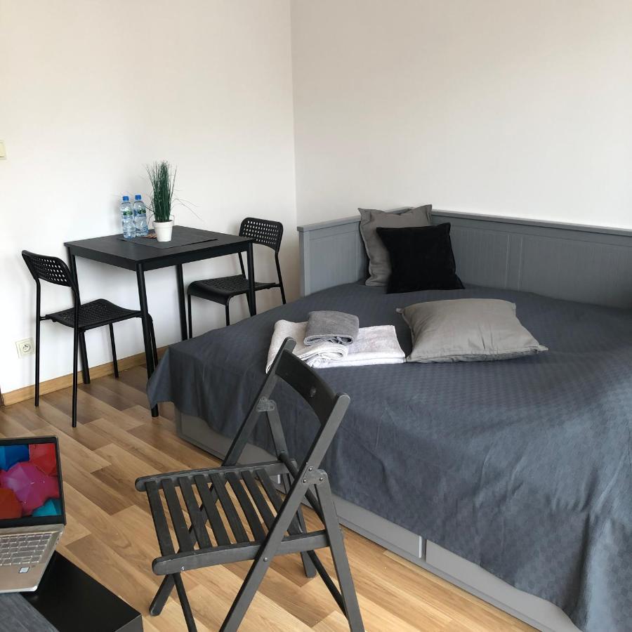 Sweet Apartment Bemowo Варшава Экстерьер фото